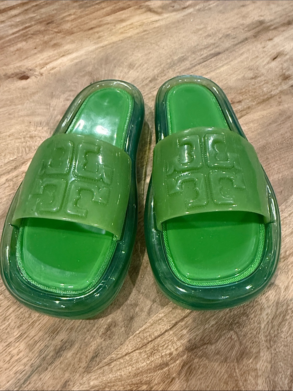 Tory Burch Green Women’s Slide Sandals with Glossy Jelly Strap